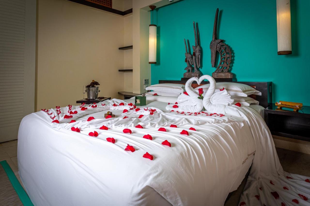 Banyan Tree Seychelles Hotel Takamaka Exterior photo